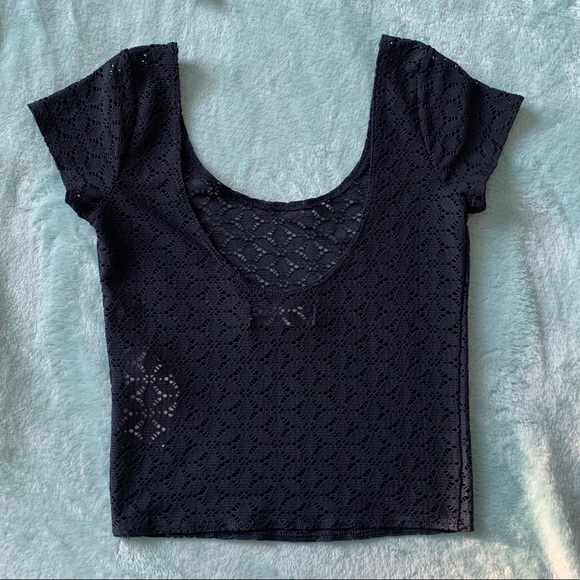 NWT Abercrombie Lace Crop Top - Picture 2 of 4